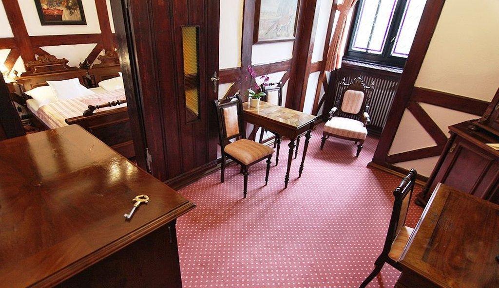 Hotel Noma Residence Zameczek Mysliwski Promnice Kobior Room photo