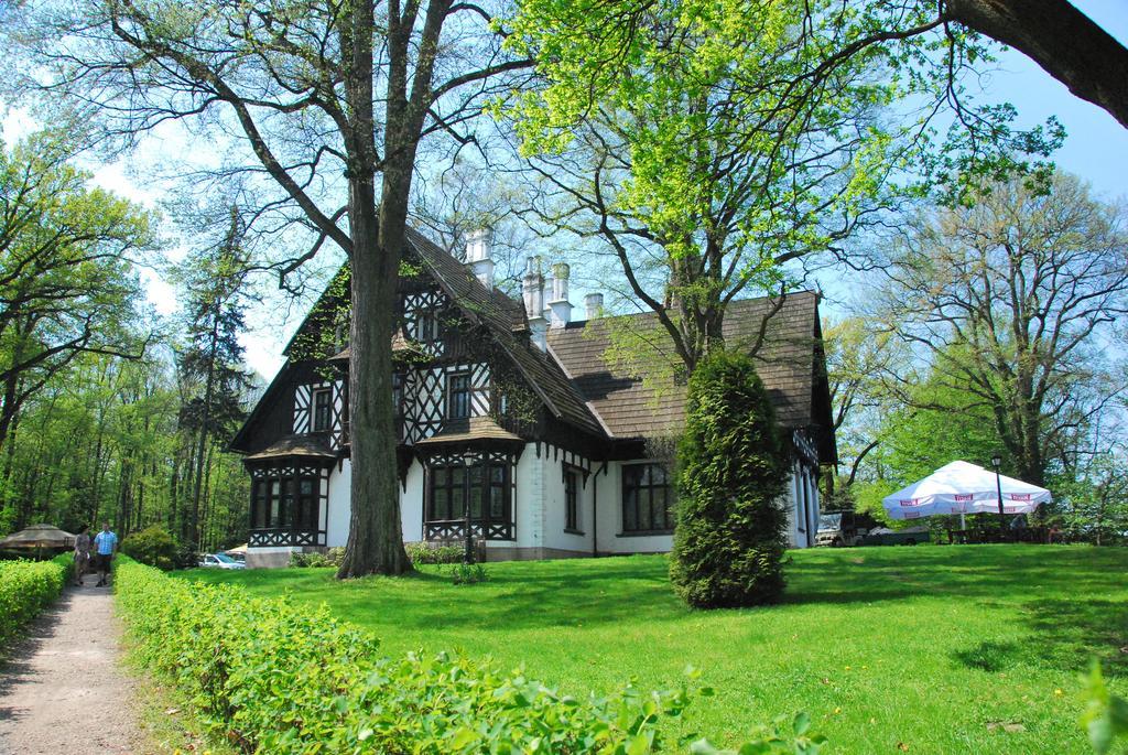 Hotel Noma Residence Zameczek Mysliwski Promnice Kobior Exterior photo
